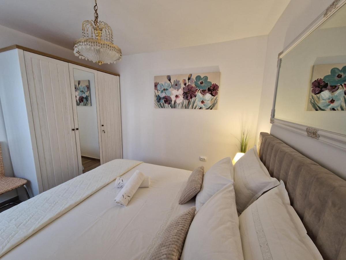 Apartment Duje Split Extérieur photo